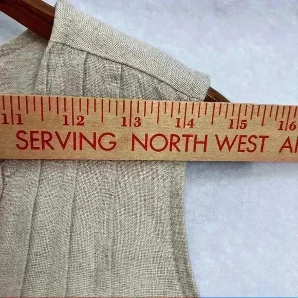 LL.Bean 100% Linen Oatmeal Color Sleeveless Button up Dress Measurement Included - Picture 6 of 10